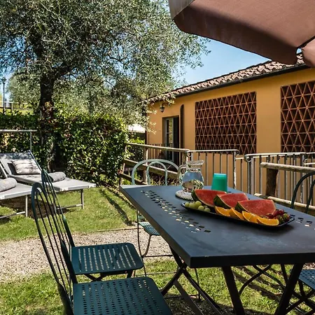 Tenuta Guinigi Antico Borgo Di Matraia - Exclusive Holidays & Pool Aparthotel Lucca