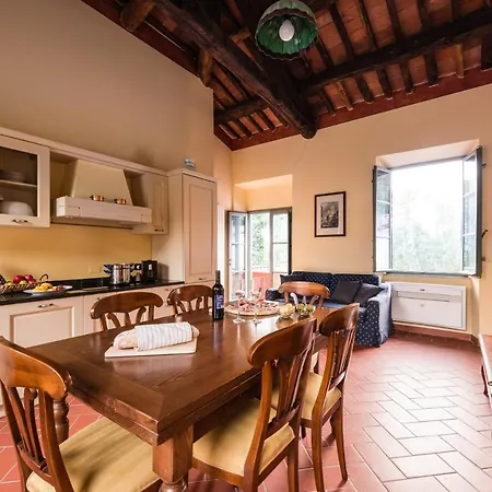 Tenuta Guinigi Antico Borgo Di Matraia - Exclusive Holidays & Pool Aparthotel 3*