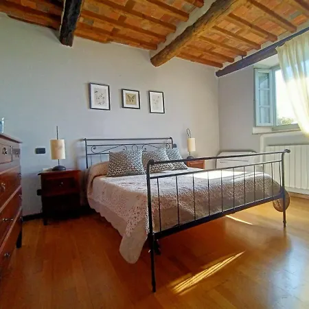 Tenuta Guinigi Antico Borgo Di Matraia - Exclusive Holidays & Pool 公寓式酒店 3*