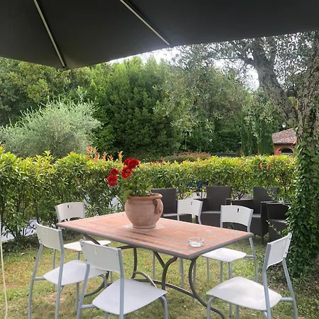 Tenuta Guinigi Antico Borgo Di Matraia - Exclusive Holidays & Pool 3* 卢卡