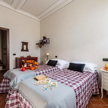 Tenuta Guinigi Antico Borgo Di Matraia - Exclusive Holidays & Pool 公寓式酒店 3*